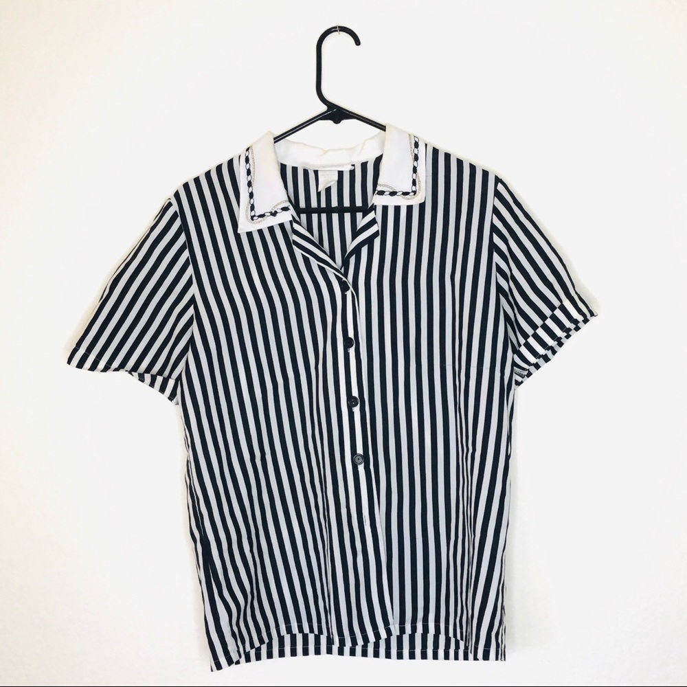 Vintage Judy Bond Button Up with embroidered neck